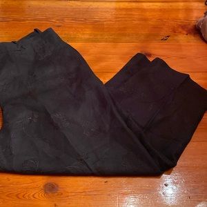 Women’s 12 Larry Lavine capris